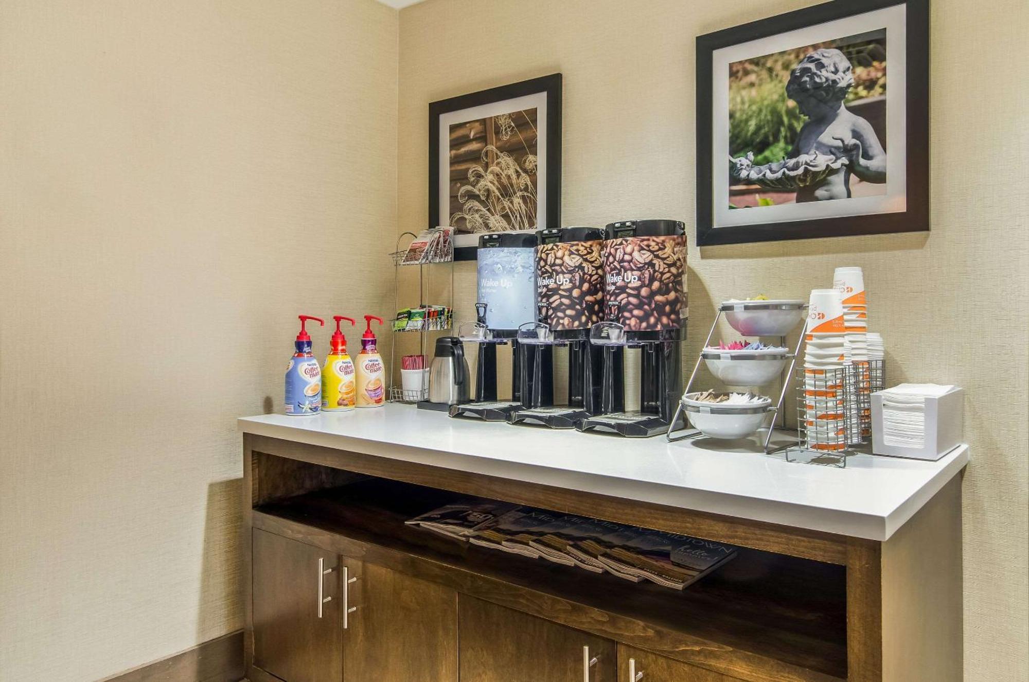 Comfort Inn Raleigh Midtown מראה חיצוני תמונה