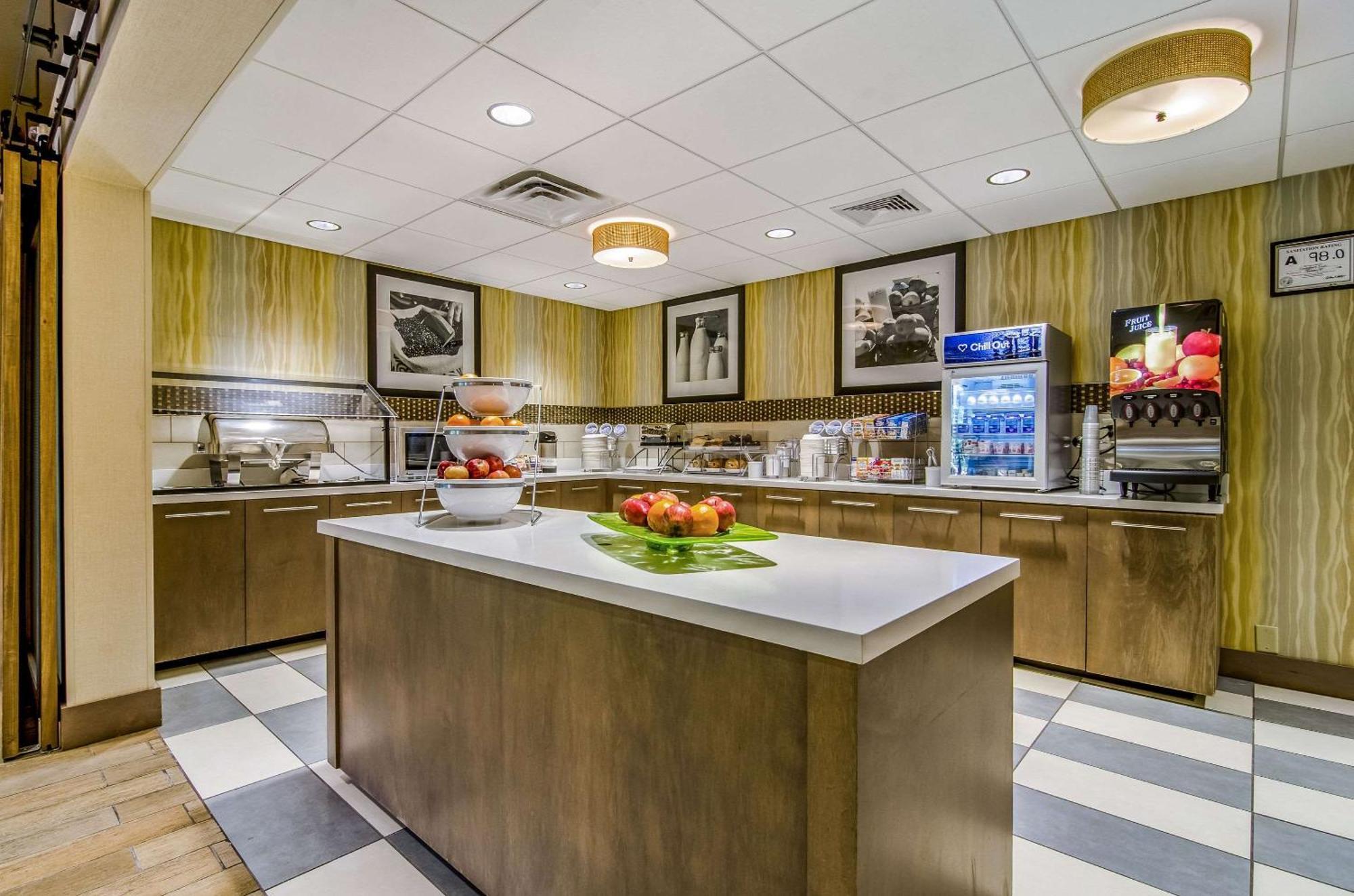 Comfort Inn Raleigh Midtown מראה חיצוני תמונה